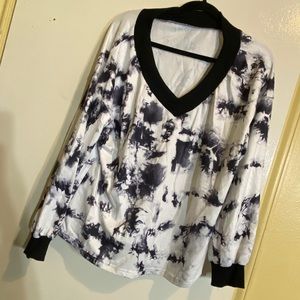 Tie dye sweatshirt